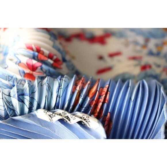 Hermes Antoine de Jacquelot Light Blue La Prairie Scarf Plisse Pleated Silk '94 - Picture 5 of 10